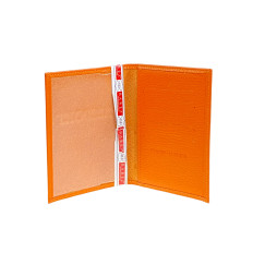 На фото 2 - Обложка на паспорта из натуральной кожи, цвет оранжевый На фото 2 - Обложка на паспорта из натуральной кожи, цвет оранжевый