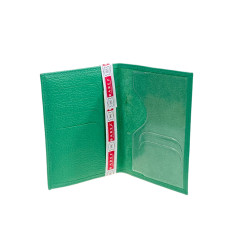 На фото 2 - Обложка на паспорта из натуральной кожи, цвет зеленый На фото 2 - Обложка на паспорта из натуральной кожи, цвет зеленый