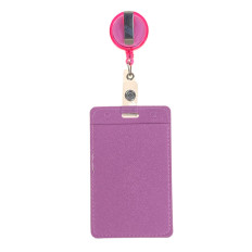 На фото 2 - Бейдж с лентой на рулетке вертикальный, цвет розовый