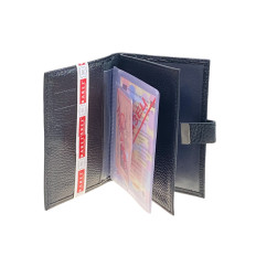 На фото 2 - Обложка для паспорта и автодокументов из натуральной кожи, цвет черный