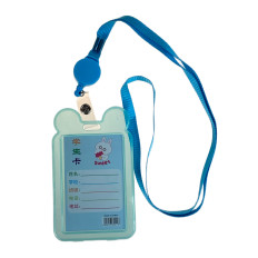 На фото 2 - Бейдж для пропуска с рулеткой и лентой, цвет голубой