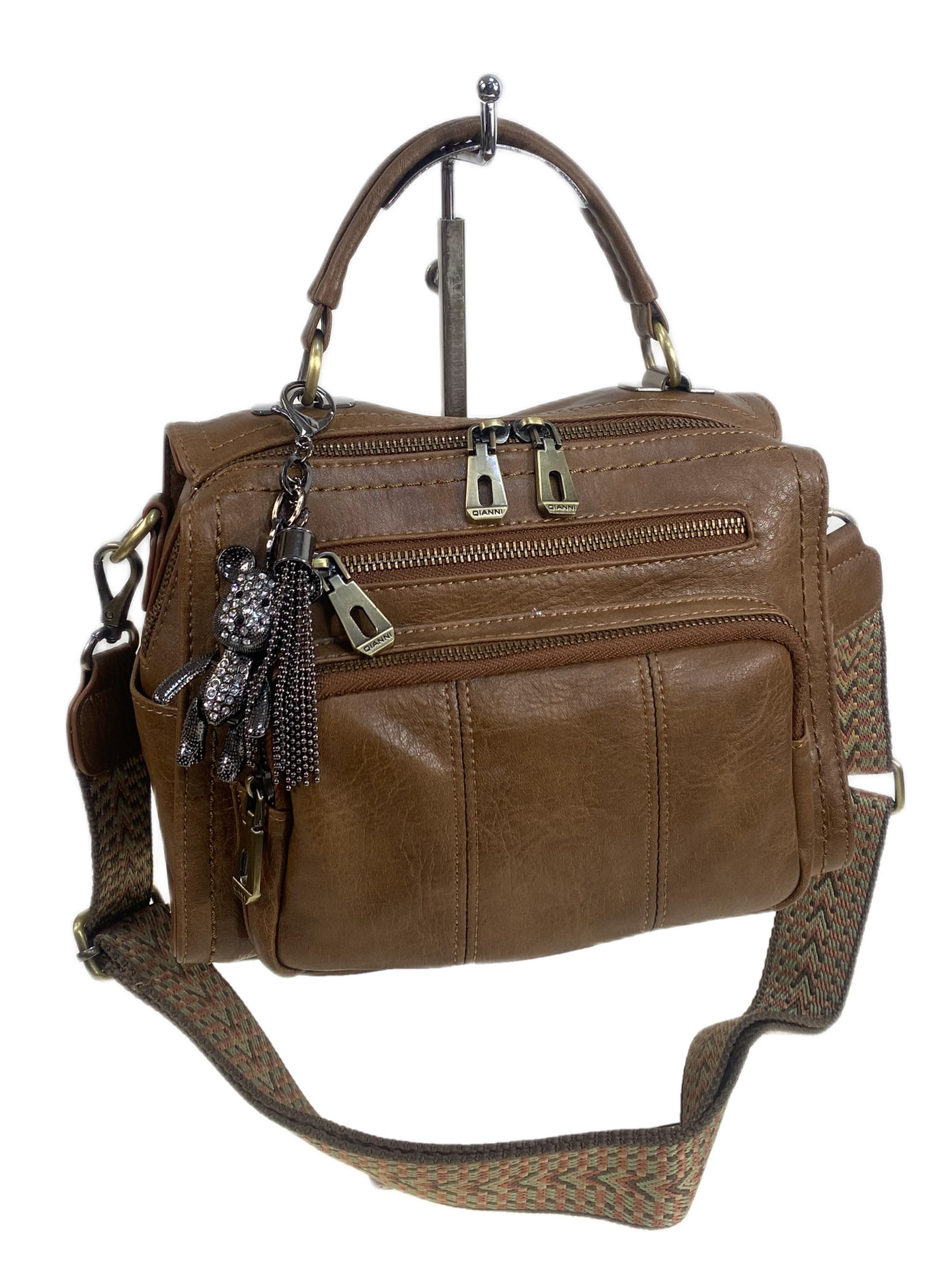 На фото 1 - Женская сумка из искусственной кожи, цвет шоколад