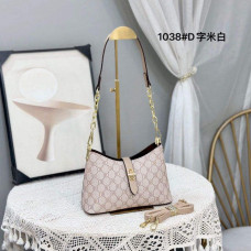 На фото 1 - Женская сумка из искусственной кожи мультицвет На фото 1 - Женская сумка из искусственной кожи мультицвет