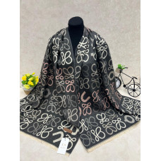 На фото 1 - Мягкий палантин из кашемира мультицвет