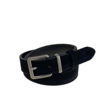 На фото 1 -  Ремень женский из натуральной кожи, цвет черный На фото 1 -  Ремень женский из натуральной кожи, цвет черный