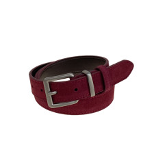 На фото 1 -  Ремень женский из натуральной кожи, цвет бордовый На фото 1 -  Ремень женский из натуральной кожи, цвет бордовый