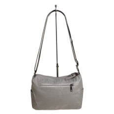 На фото 2 - Женская сумка из искусственной кожи, цвет светло серый На фото 2 - Женская сумка из искусственной кожи, цвет светло серый