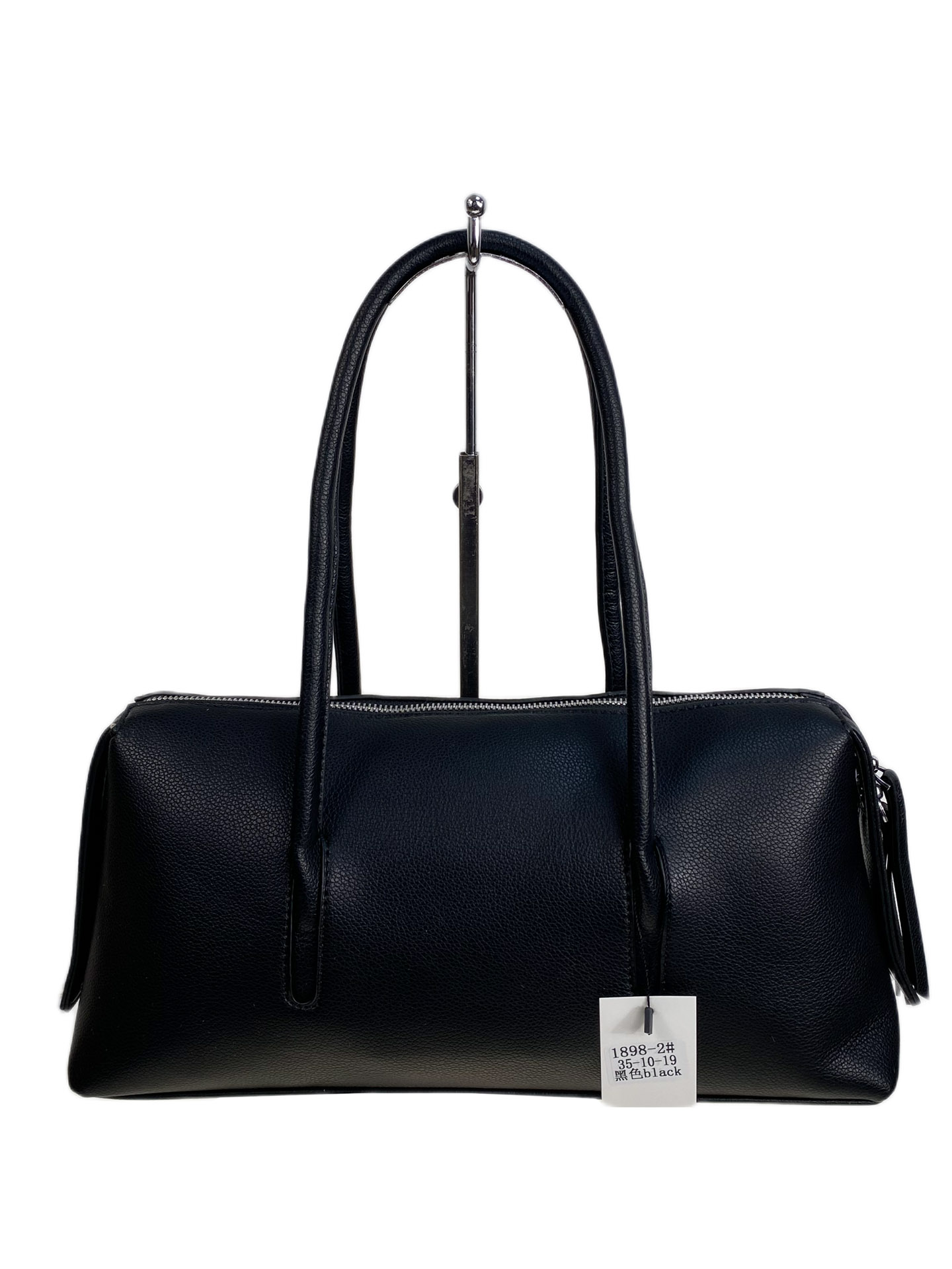 На фото 2 - Женская сумка из искусственной кожи, цвет черный