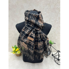 На фото 1 - Мягкий палантин из кашемира мультицвет