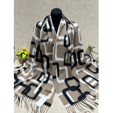 На фото 1 - Мягкий палантин из кашемира мультицвет