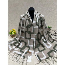 На фото 1 - Мягкий палантин из кашемира мультицвет На фото 1 - Мягкий палантин из кашемира мультицвет