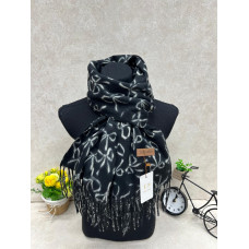 На фото 1 - Мягкий палантин из кашемира мультицвет