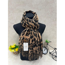 На фото 1 - Мягкий палантин из кашемира мультицвет