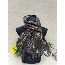 На фото 1 - Мягкий палантин из кашемира мультицвет