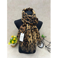 На фото 1 - Мягкий палантин из кашемира мультицвет