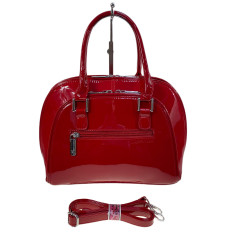 На фото 2 - Женская сумка из искусственной кожи, цвет красный На фото 2 - Женская сумка из искусственной кожи, цвет красный