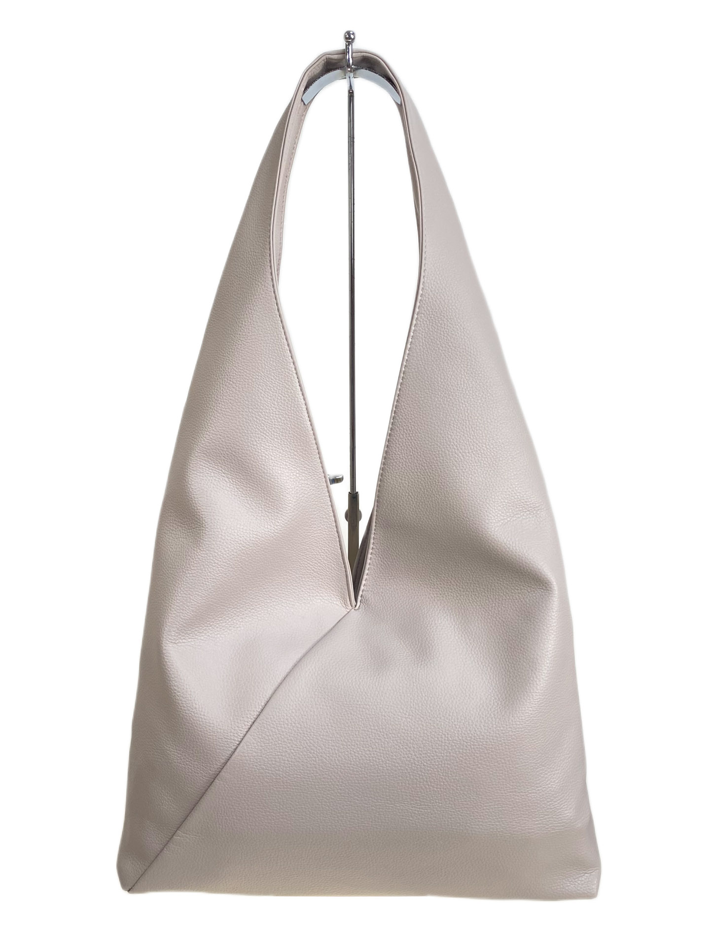 На фото 2 - Женская сумка из искусственной кожи, цвет светло серый