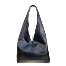 На фото 2 - Женская сумка из искусственной кожи, цвет черный