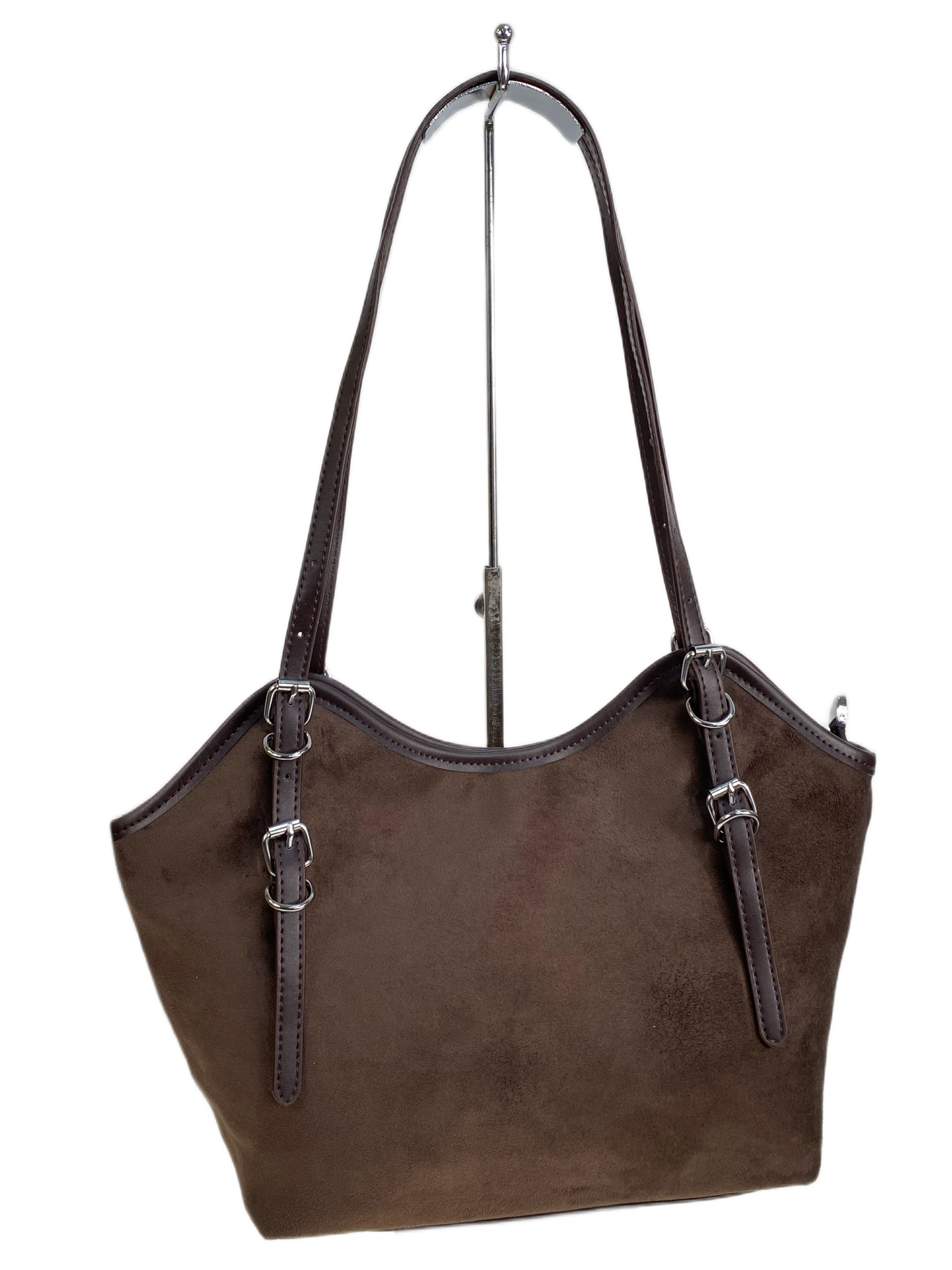 На фото 1 - Женская сумка из искусственной замши, цвет шоколад