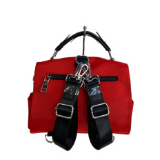 На фото 2 - Женская сумка-рюкзак из текстиля, цвет красный 