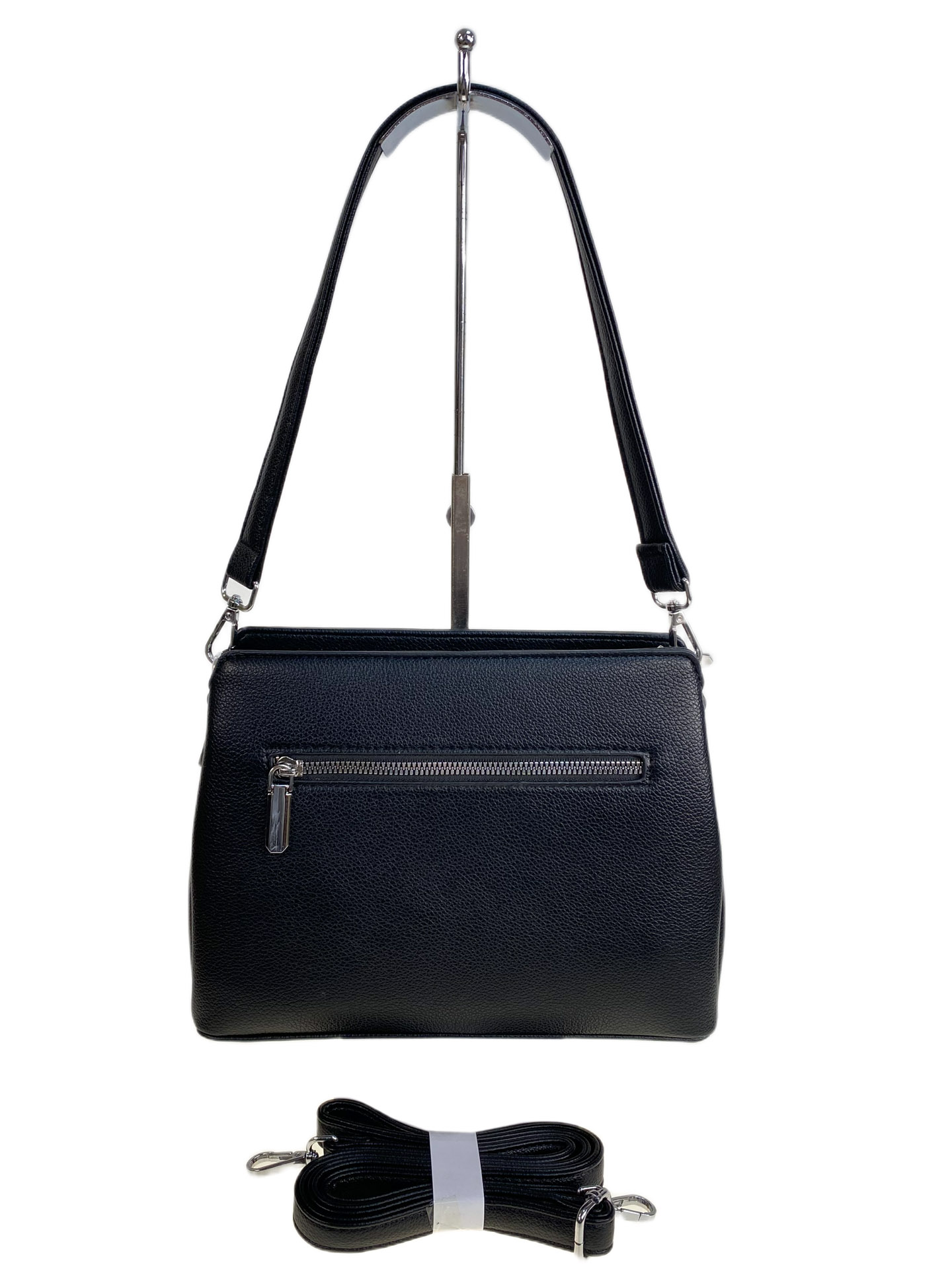 На фото 2 - Женская сумка из искусственной кожи, цвет черный