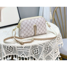 На фото 1 - Женская сумка из искусственной кожи мультицвет На фото 1 - Женская сумка из искусственной кожи мультицвет