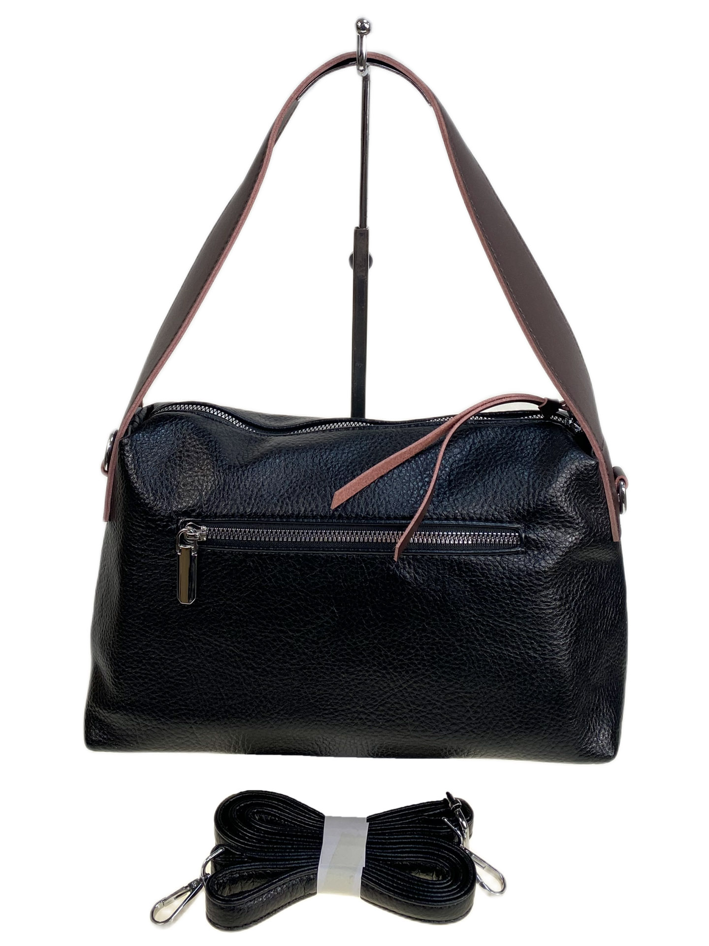 На фото 2 - Женская сумка из натуральной кожи, цвет  черный