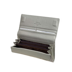 На фото 2 -  Женский кошелёк из натуральной кожи, цвет серебро