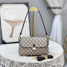 На фото 1 - Женская сумка из искусственной кожи мультицвет