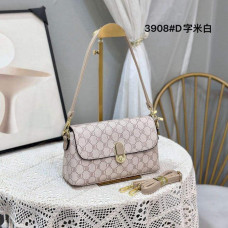 На фото 1 - Женская сумка из искусственной кожи мультицвет На фото 1 - Женская сумка из искусственной кожи мультицвет