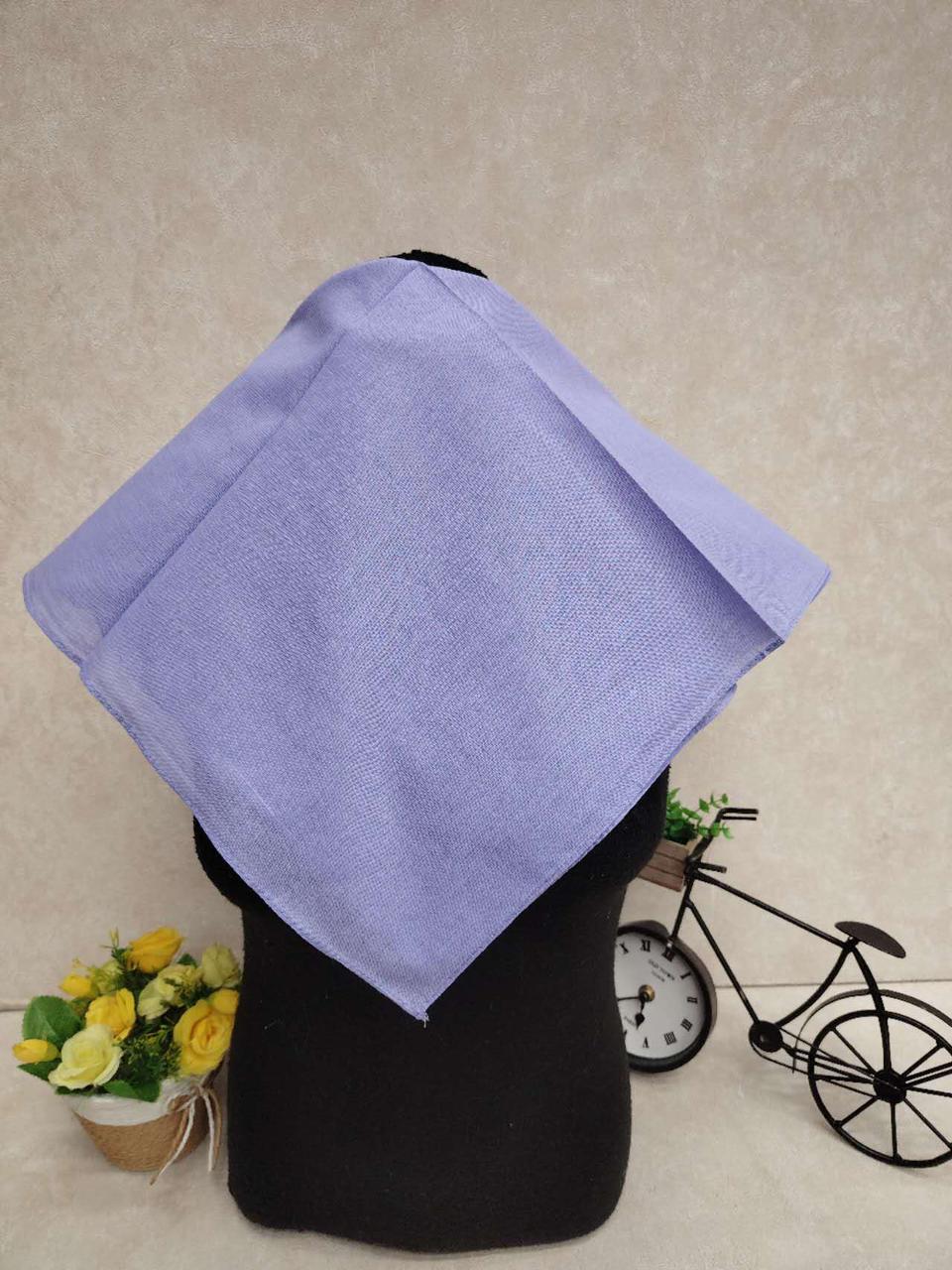 На фото 1 - Платок косынка на голову и шею, хлопок, цвет светло сиреневый