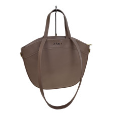 На фото 1 - Женская сумка из искусственной кожи, цвет пыльная роза На фото 1 - Женская сумка из искусственной кожи, цвет пыльная роза