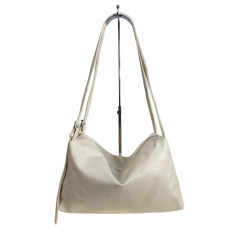 На фото 2 - Женская сумка из искусственной кожи, цвет молочный