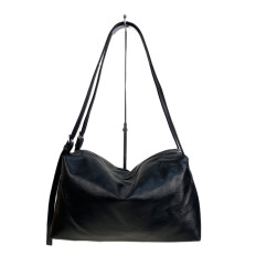 На фото 2 - Женская сумка из искусственной кожи, цвет черный 