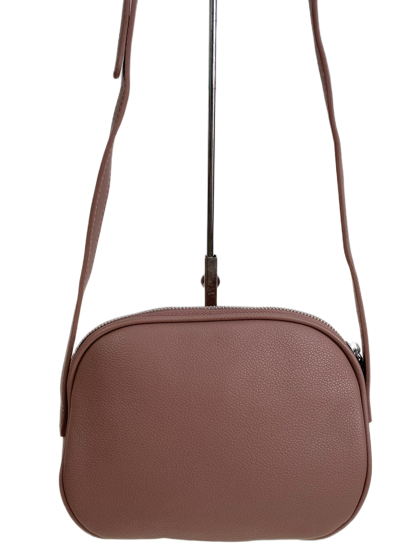 На фото 2 - Женская сумка из искусственной кожи, цвет пудра