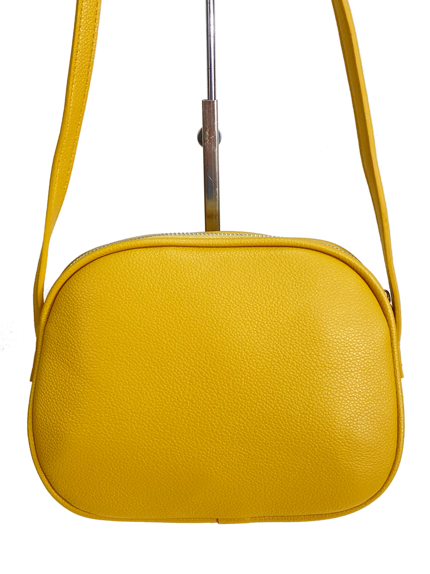 На фото 2 - Женская сумка из искусственной кожи, цвет желтый