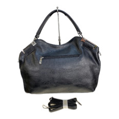 На фото 2 - Женская сумка из искусственной кожи, цвет черный