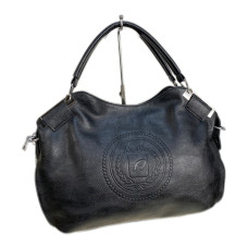 На фото 1 - Женская сумка из искусственной кожи, цвет черный