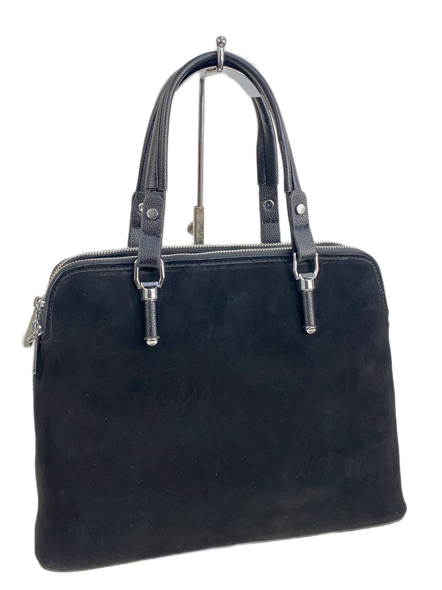 На фото 1 - Женская сумка из искусственной кожи и замши, цвет черный