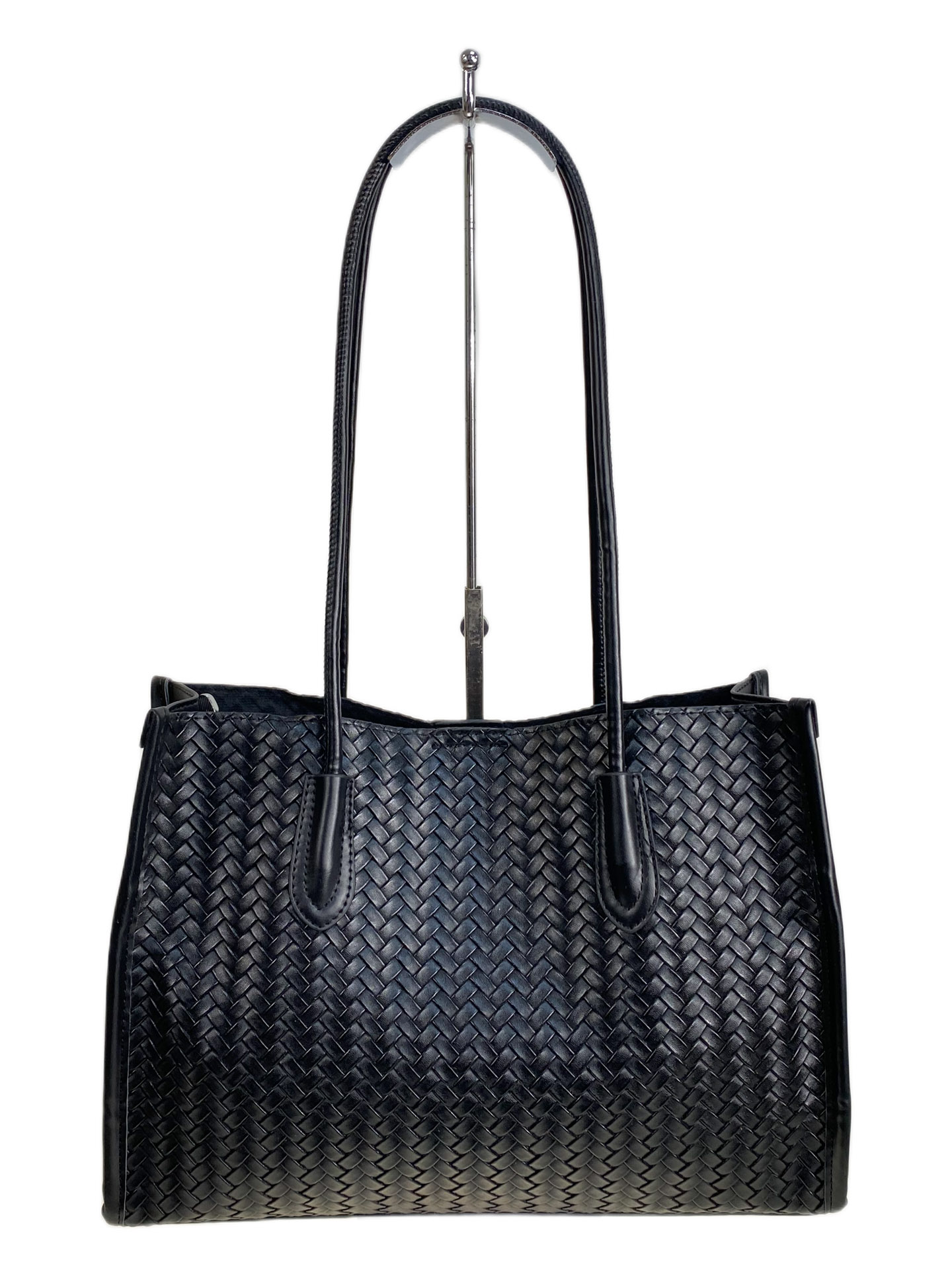 На фото 2 - Женская сумка из искусственной кожи, цвет черный 