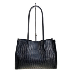 На фото 2 - Женская сумка из искусственной кожи, цвет черный 