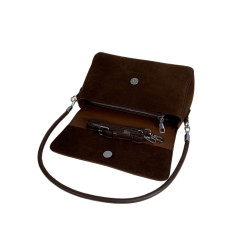 На фото 2 - Женская сумка из искусственной замши, цвет шоколад