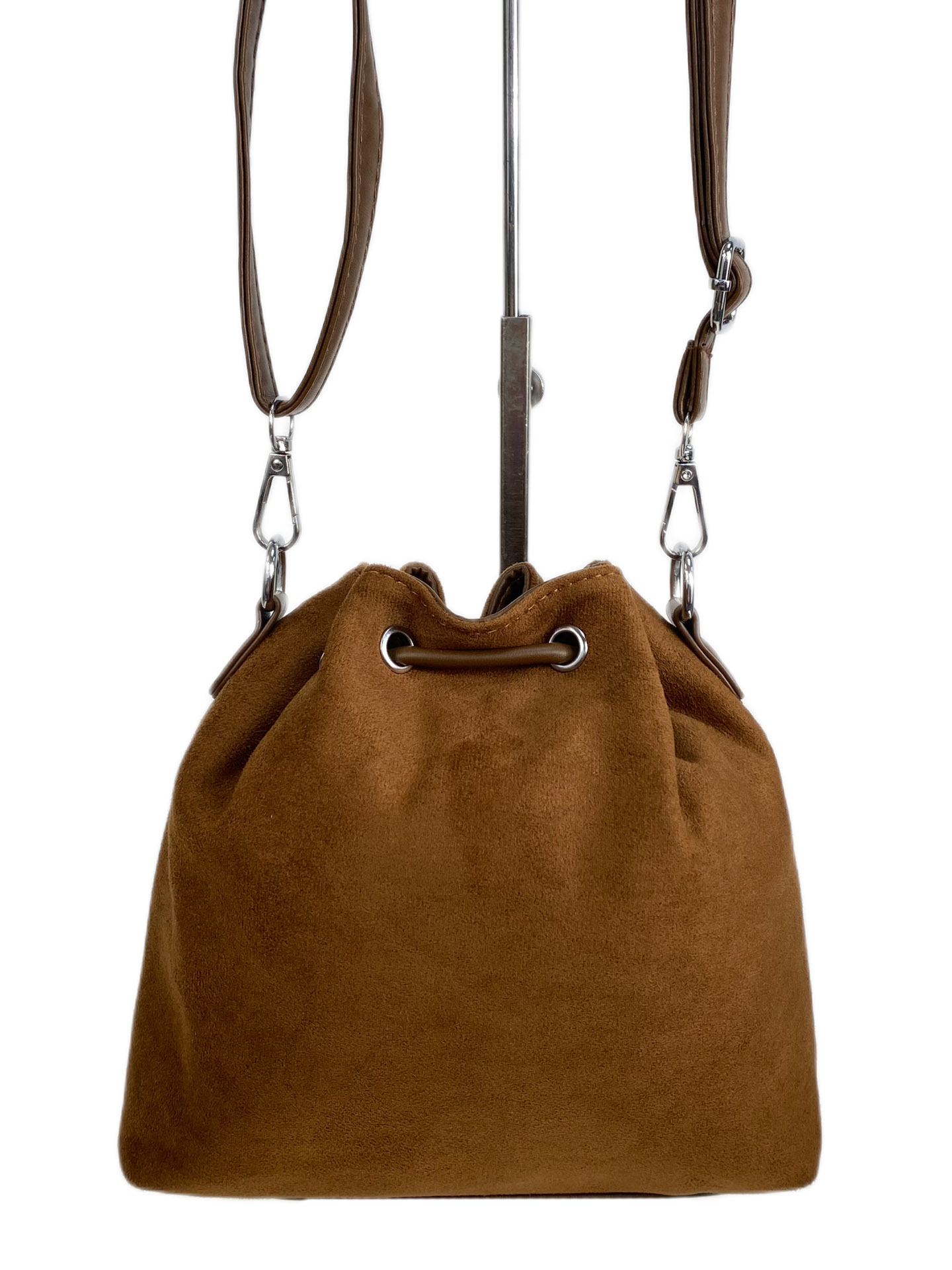 На фото 2 - Женская сумка из искусственной замши, цвет коричневый