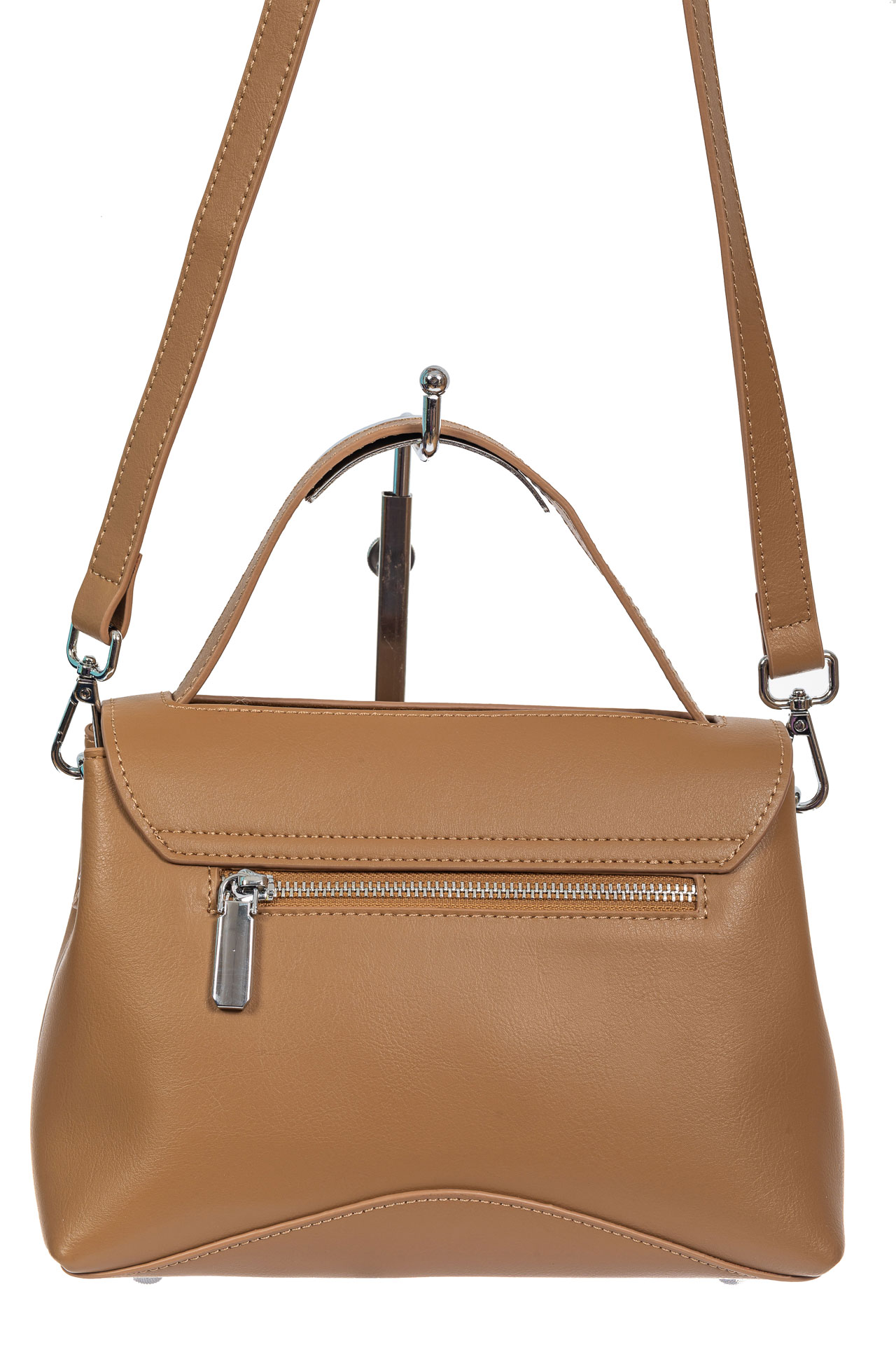 На фото 3 - Кожаная женская сумка satchel, цвет светло-рыжий На фото 3 - Кожаная женская сумка satchel, цвет светло-рыжий