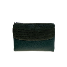 На фото 1 - Женский кошелёк  из натуральной кожи, цвет зеленый