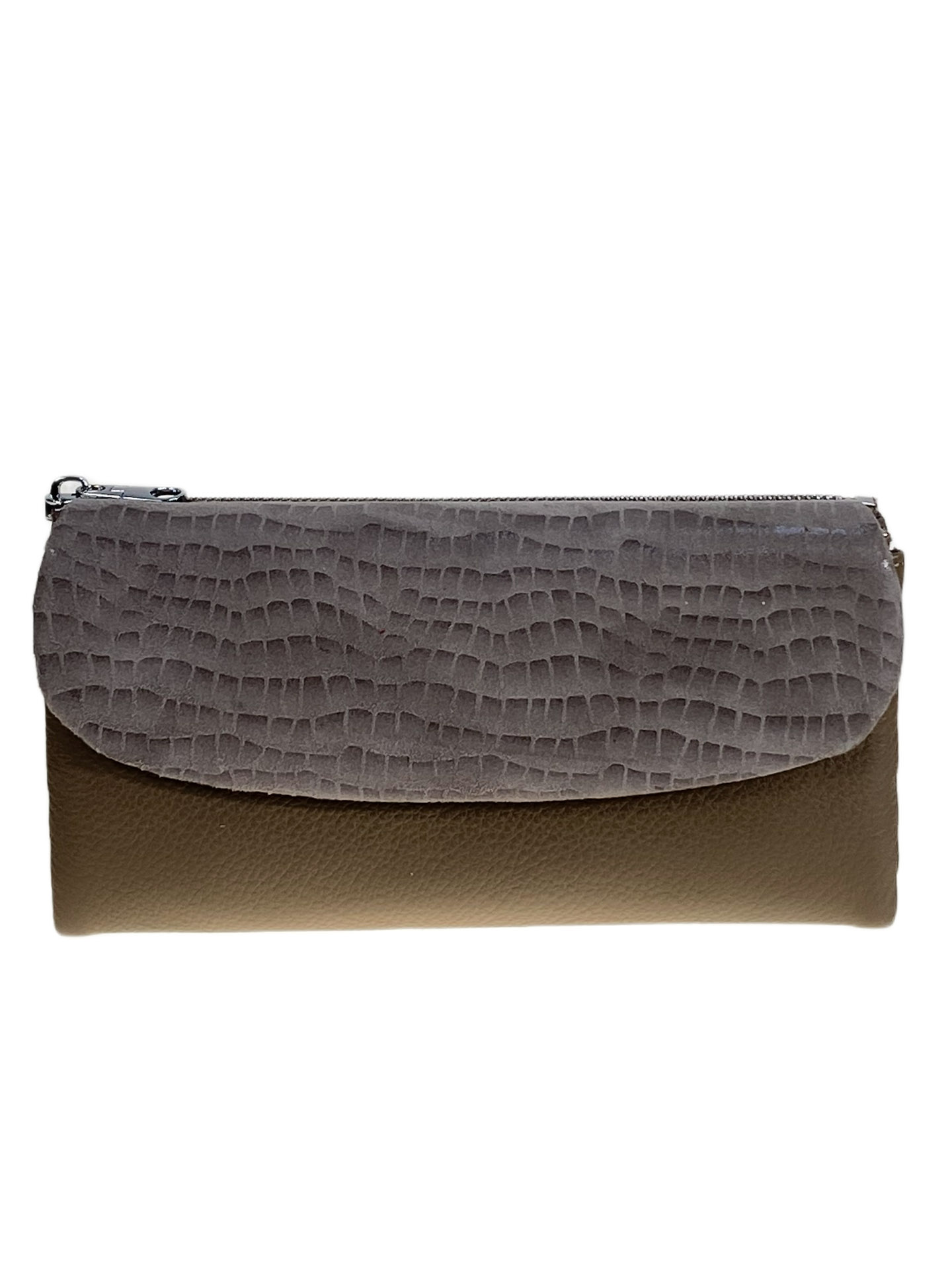 На фото 1 - Женский кошелёк  из натуральной кожи, цвет хаки