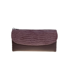 На фото 1 - Женский кошелёк  из натуральной кожи, цвет нежно фиолетовый