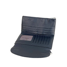 На фото 2 - Женский кошелёк  из натуральной кожи, цвет черный